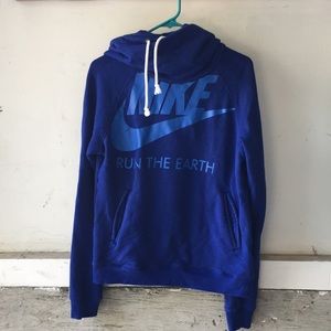 Nike Sweater